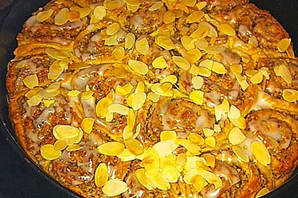 Zimtrollen-Kuchen 344