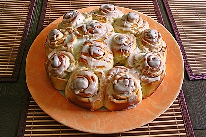 Zimtrollen-Kuchen 118