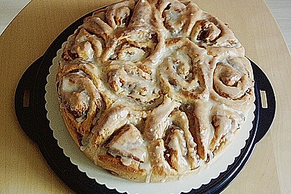 Zimtrollen-Kuchen 154
