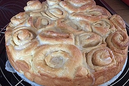 Zimtrollen-Kuchen 69