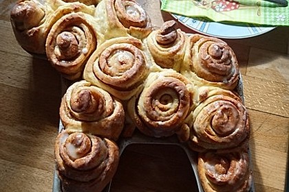 Zimtrollen-Kuchen 3