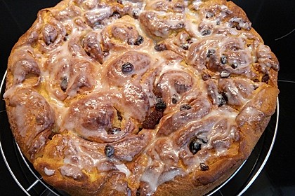 Zimtrollen-Kuchen 74