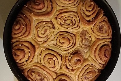 Zimtrollen-Kuchen 82