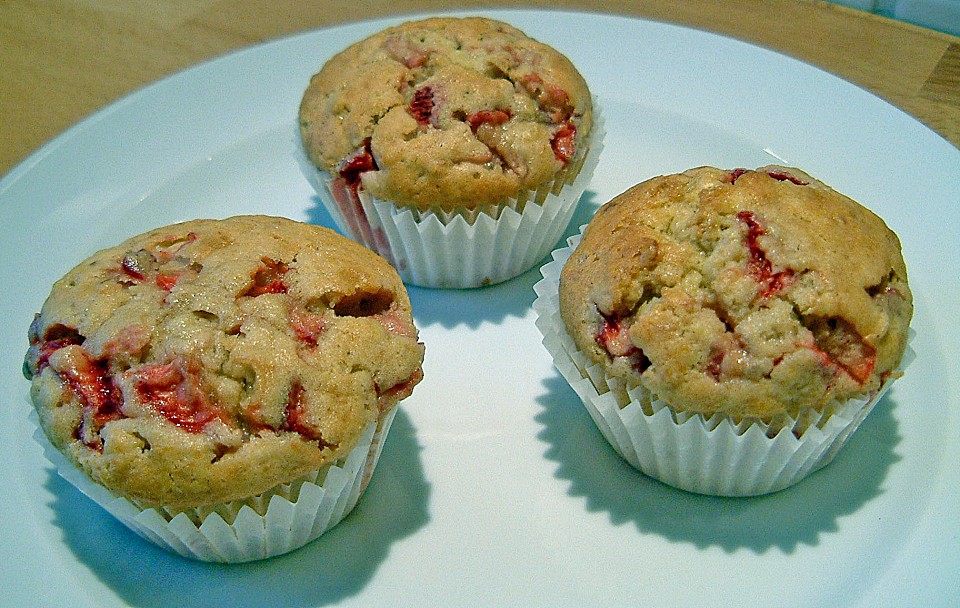 Erdbeer - Muffins (Rezept mit Bild) von mausi1985 | Chefkoch.de