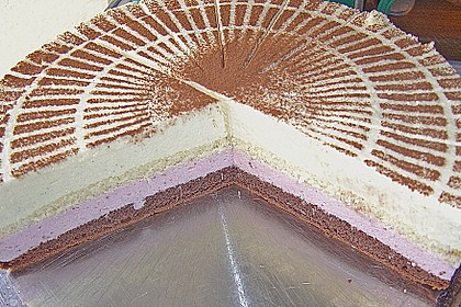 2 - farbige K&auml;sesahnetorte 6
