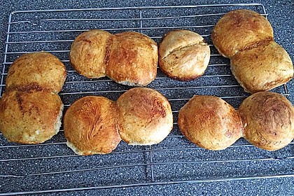 Brötchen, besonders knusprig 17