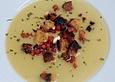 Feine Kartoffelsuppe mit Kerbel und Cro&ucirc;tons
