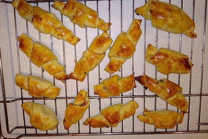 Schinkenhörnchen aus Quarkteig 18