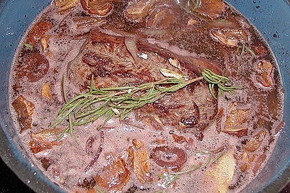 Wildschweinbraten in Steinpilz-Rotwein-Sauce 7