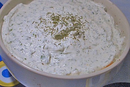 Schneller Frischk&auml;se - Kr&auml;uter - Dip