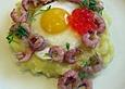 Kartoffelp&uuml;ree mit Wachtelspiegelei und Krabben