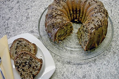 Gleichgewichts - Nusskuchen mit Öl 3
