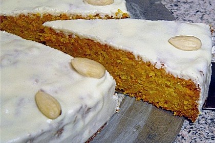 Alina&acute;s Carrot Cake mit Butter Cream Cheese Frosting 1