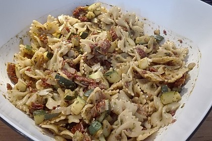Italienischer Nudelsalat 10