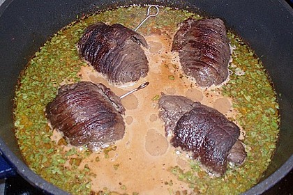 Annas Rouladen mit Seidenkl&ouml;&szlig;en 3