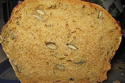 Steirisches Kürbiskern-Brot mit Kürbiskernöl 26