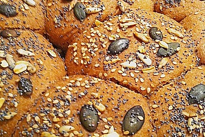 Steirisches Kürbiskern-Brot mit Kürbiskernöl 68