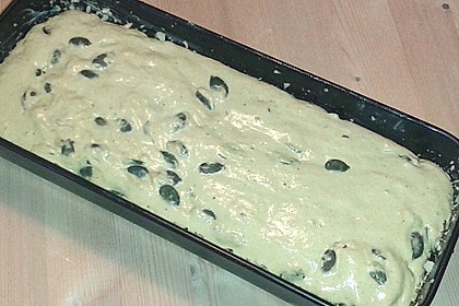 Steirisches Kürbiskern-Brot mit Kürbiskernöl 80