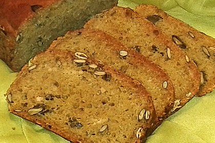 Steirisches Kürbiskern-Brot mit Kürbiskernöl 53