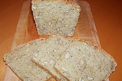 Steirisches Kürbiskern-Brot mit Kürbiskernöl 40