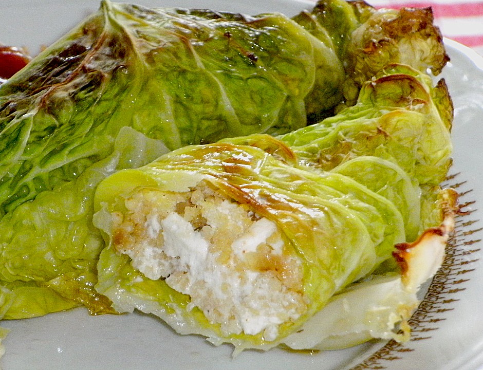 Wirsing - Rouladen mit Schafskäse - Hirse - Füllung (Rezept mit Bild ...