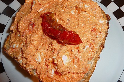 Fetacreme mit getrockneten Tomaten 3