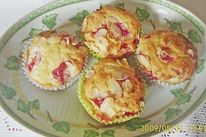 Johannisbeer - Rahm - Muffins 24