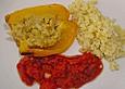 Paprika mit Kichererbsenmus gef&uuml;llt