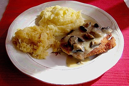 Rahmschnitzel mit J&auml;gerso&szlig;e 2