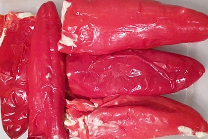 Antipasti - mit Frischkäse gefüllte Paprika 9