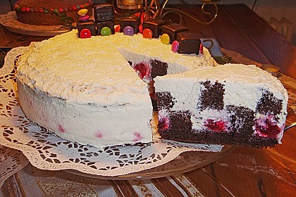 Himbeer - Schachbrett - Torte 50