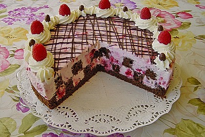 Himbeer - Schachbrett - Torte 10