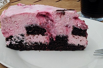 Himbeer - Schachbrett - Torte 82