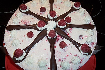 Himbeer - Schachbrett - Torte 70