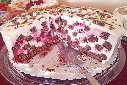 Himbeer - Schachbrett - Torte 110