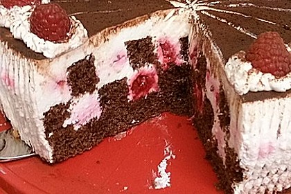 Himbeer - Schachbrett - Torte 1