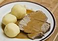 Braten in Himbeerso&szlig;e