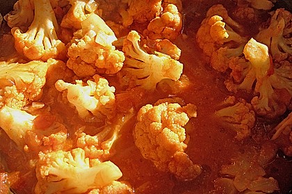 Blumenkohlgulasch mit frischem Parmesan 3