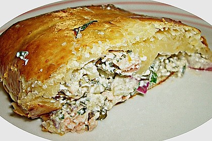 Gef&uuml;llter Bl&auml;tterteig mit Lachs 9