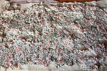 Gef&uuml;llter Bl&auml;tterteig mit Lachs 12