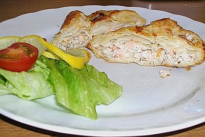 Gef&uuml;llter Bl&auml;tterteig mit Lachs 8