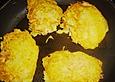 H&auml;hnchenschnitzel mit Reibekuchen - H&uuml;lle