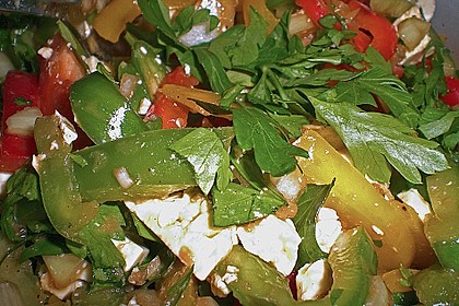 Paprikasalat mit Schafsk&auml;se 1