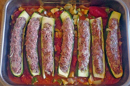 Zucchini gef&uuml;llt mit Hack und Reis 1