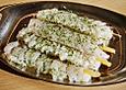 Provencalische Garnelenspie&szlig;e auf Zucchinigem&uuml;se