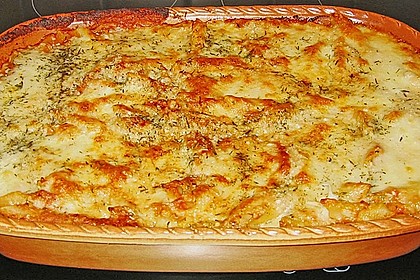 &Uuml;berbackene Penne mit k&ouml;stlicher Tomatensauce 4