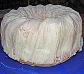 Wei&szlig;er Schokoladengugelhupf (Bild)