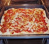 Pizza Hut Pizzateig (Bild)