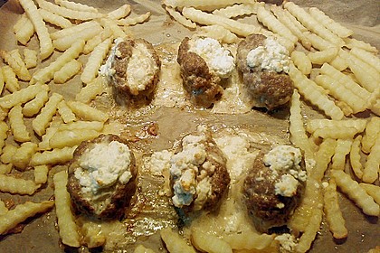 Mini - Hackbraten mit Schafsk&auml;seherz aus dem Ofen 1