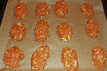 Mini - Hackbraten mit Schafsk&auml;seherz aus dem Ofen 5